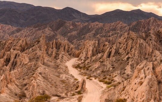 没饭吃或挨饿为何称“喝西北风”