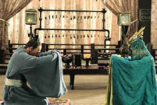 “唯女子与小人难养也”,你若是知道下一句,就不会用它来骂女人